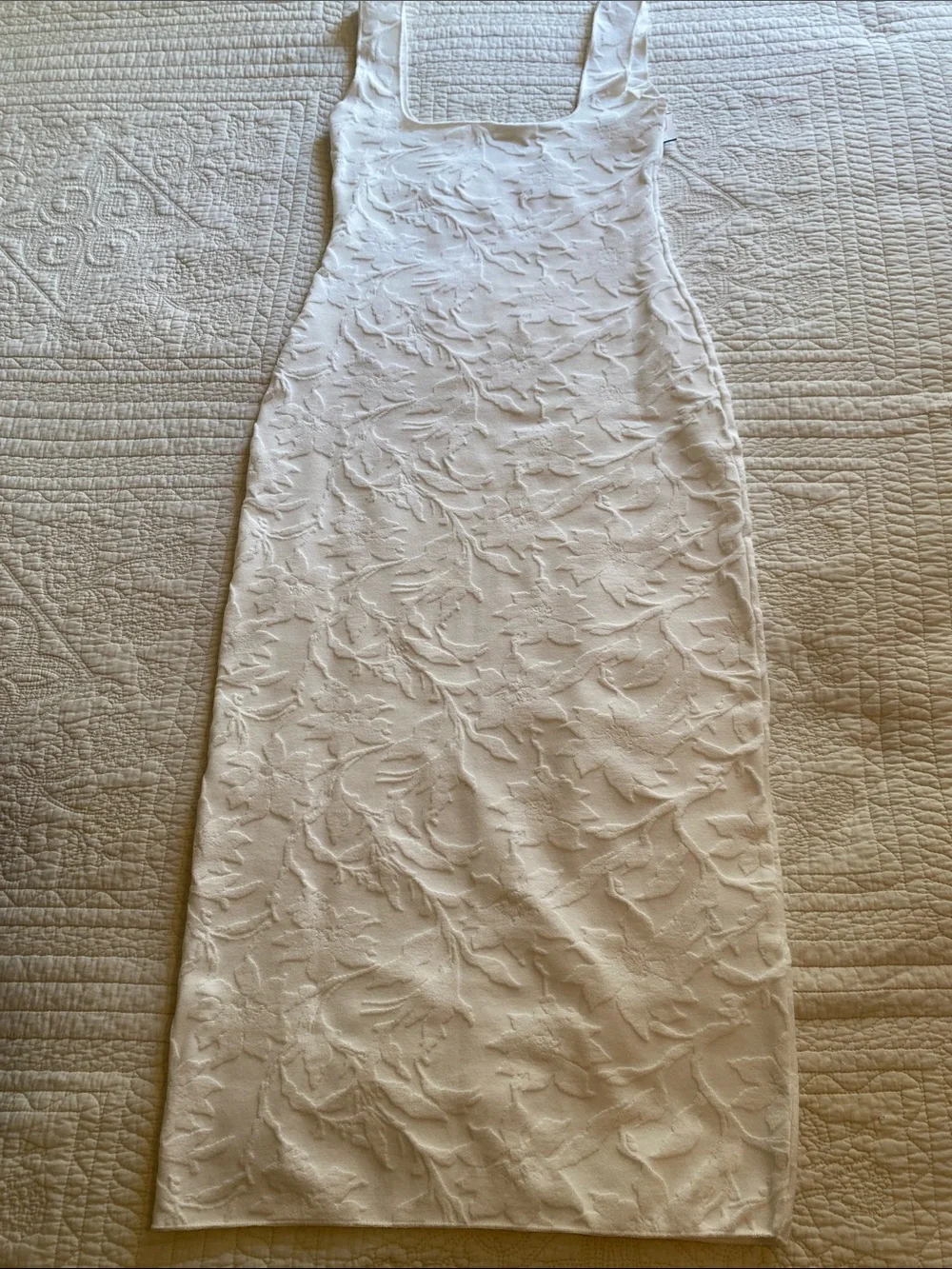 ZARA Stunning White Textured Floral Sleeveless Midi Dress Sz Small Like NEW! - Picture 3 of 12